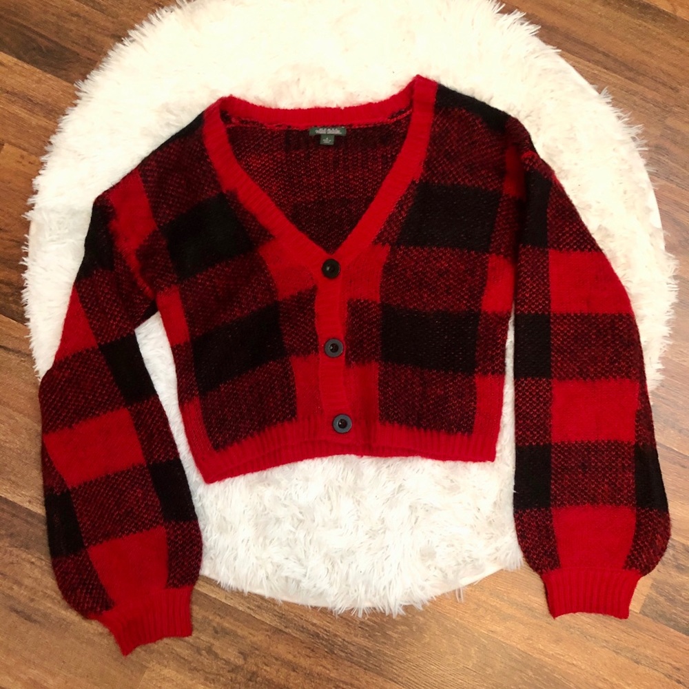 Long sleeve crop sweater